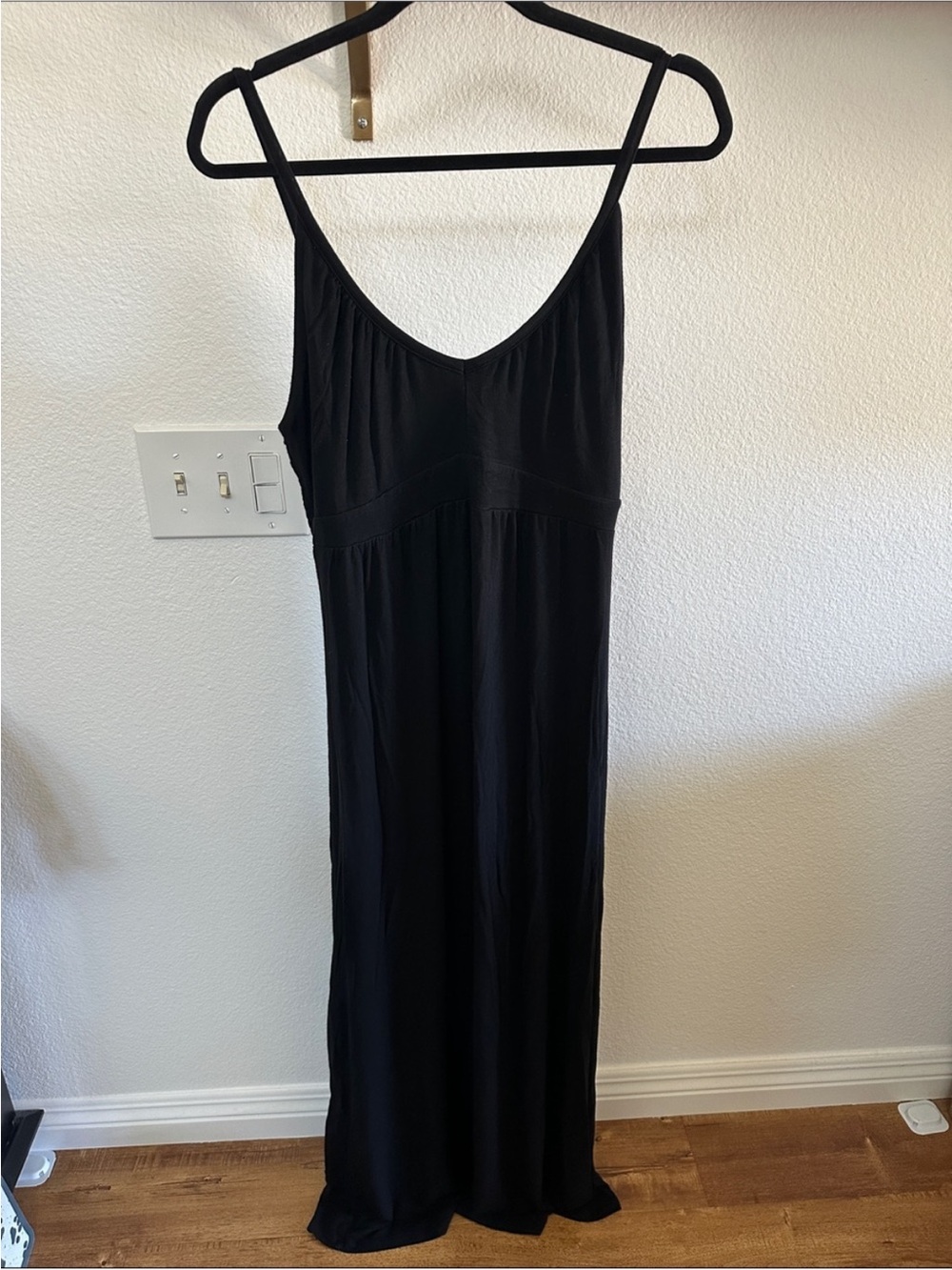 Old Navy Black Spaghetti-Strap Maxi Dress